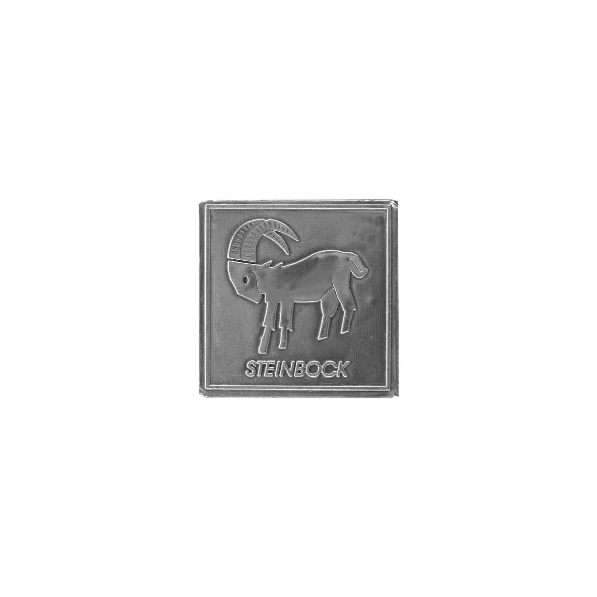 Etykieta cynowa 'Koziorożec', kwadratowa, metal, kolor srebrny